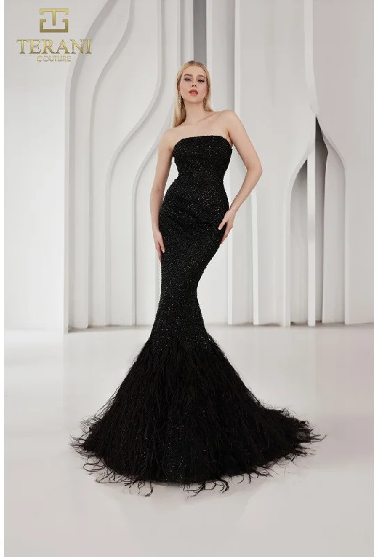 Maxi dresses with cut - out details on the sides for a modern edge Maxi dresses with cut - out details on the sides for a modern edge Terani Couture 251P4303 Long Mermaid Formal Beaded Prom Dress