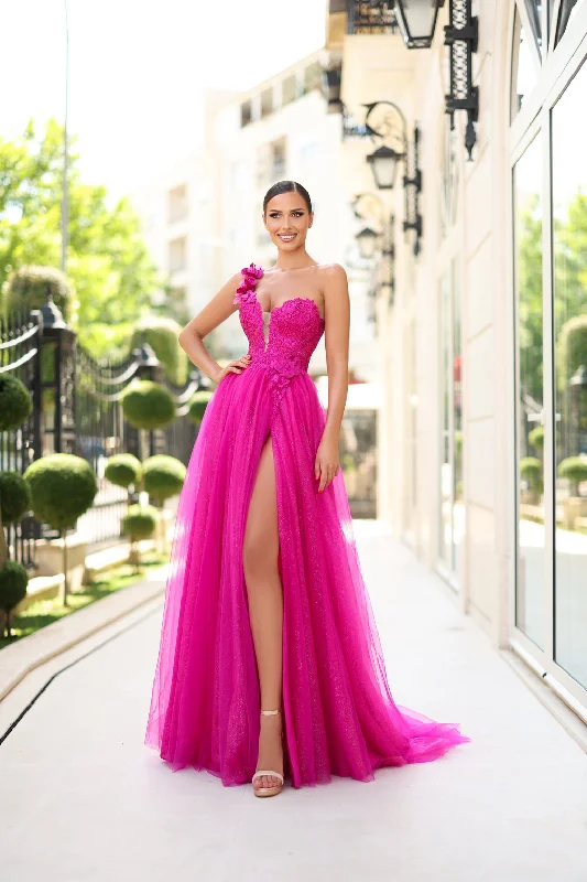Maxi dresses with balloon sleeves for a vintage - inspired style Maxi dresses with balloon sleeves for a vintage - inspired style Tina Holly TK554 Long Glitter Ball Gown Formal Prom Dress