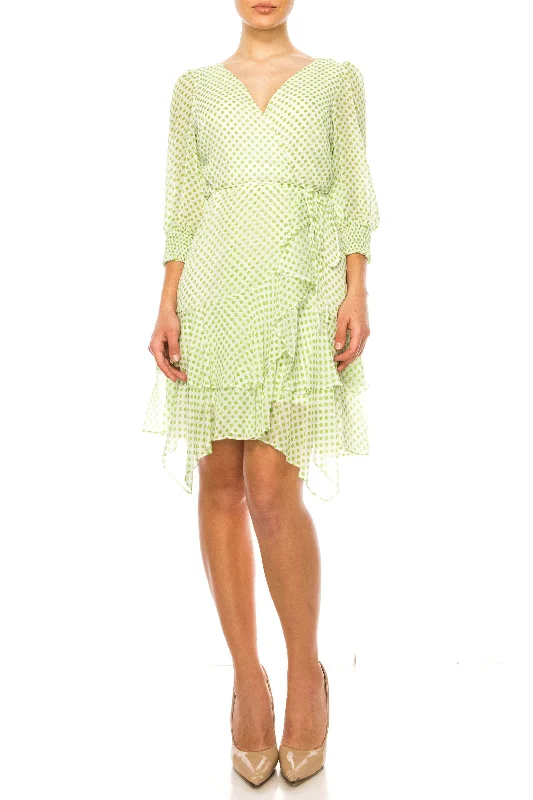 Sleeveless cocktail dresses in a silk - blend fabric for a luxurious feelMaison Tara 58659MA - Polka V-Neck Casual Dress