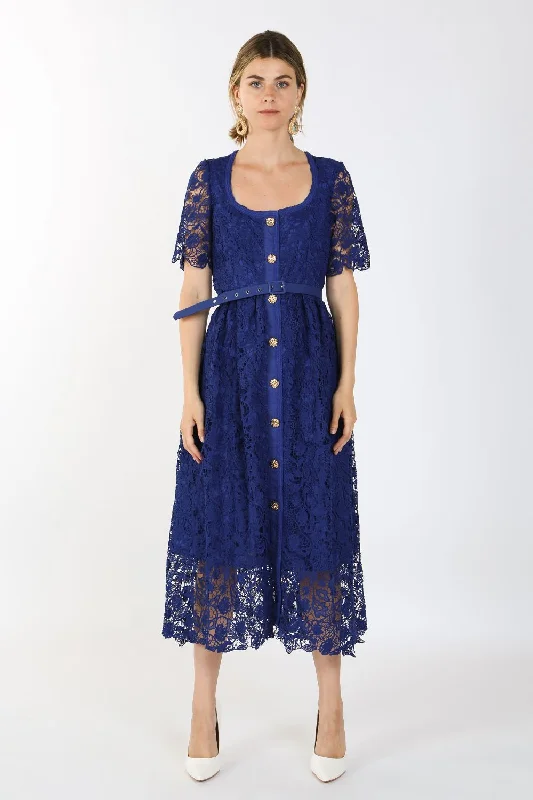 Cocktail dresses with a wrap - front style and a long - length optionShort Sleeve Square Neck Lace Maxi Dress