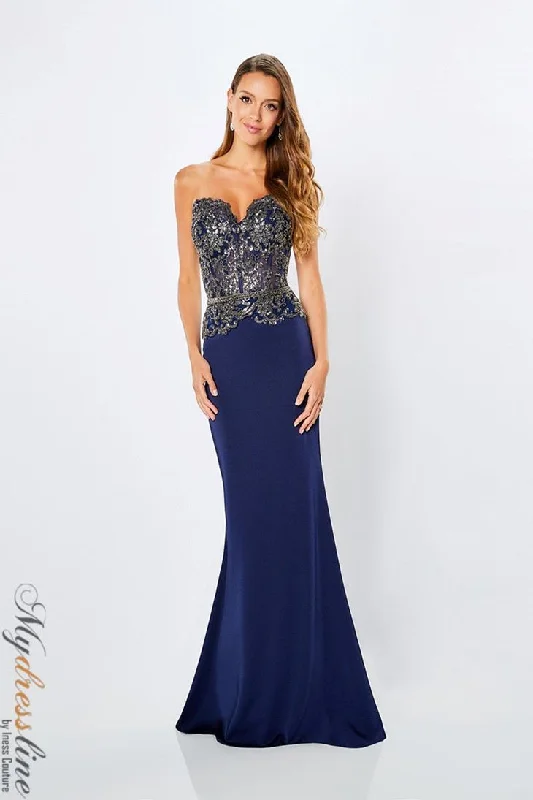 Prom dresses with pom - pom - decorated hems and cotton - blend fabrics for a playful and comfortable formal styleMon Cheri Montage 221972