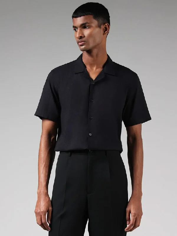 Printed Floral Women Shorts for a Summer - Ready StyleNuon Black Textured Cotton Blend Shirt