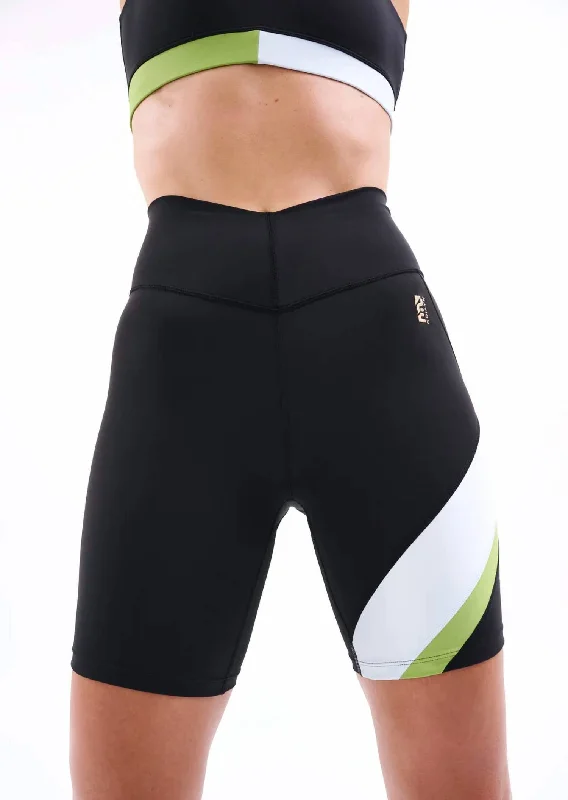 Cargo Women Shorts with Multiple Pockets for FunctionalitySprint Time Bike Short In Black