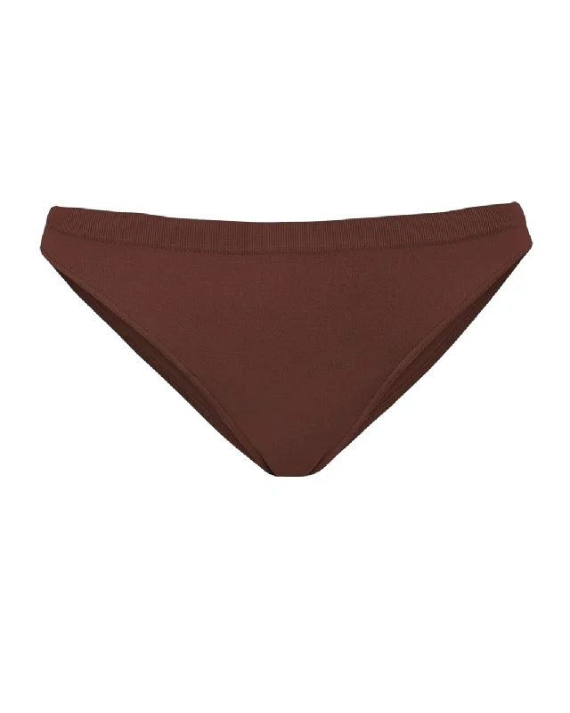 Striped bikini with a classic pattern for a timeless beach aestheticEVOLVE - Bikini Bottoms - Maroon