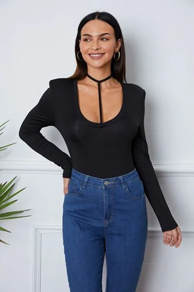 Ruffled Bodysuits with a Playful and Feminine TouchScoop Neck Long Sleeve Bodysuit